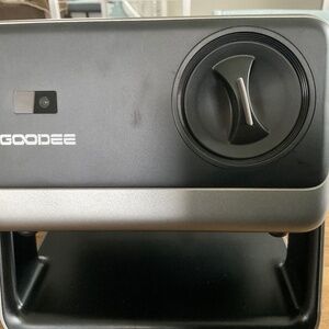 Goodee Video Projector